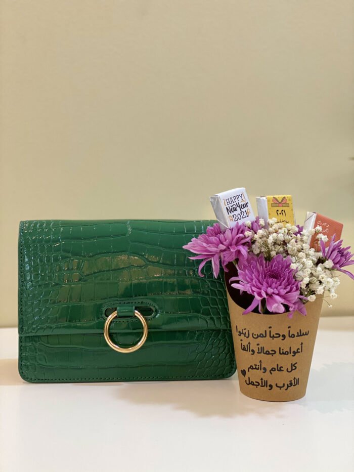 شنطة لون اخضر